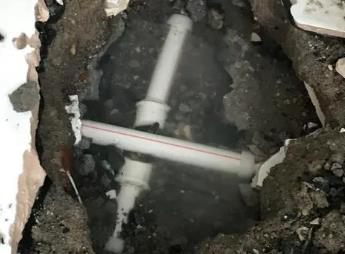 市南阳台漏水维修公司为您分享楼上楼下漏水怎么处理